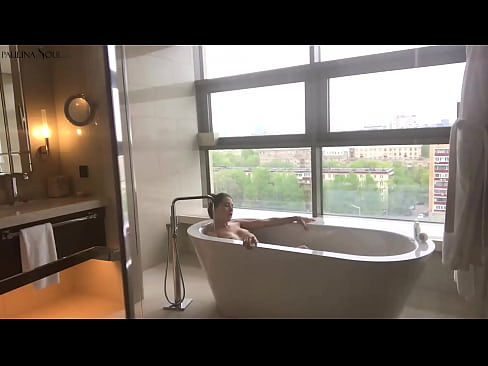 ❤️ Асар бяцхан хүүгийн хүсэл тэмүүлэлтэйгээр jerking унтраах түүний Pussy нь угаалгын өрөөнд ❌ Зовх видео манайд ❌️❤
